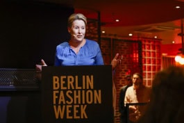 Franziska Giffey speaks from the podium at the Berlin Fashion Week Opening Dinner