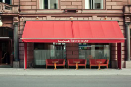 Borchardt restaurant, view from the street